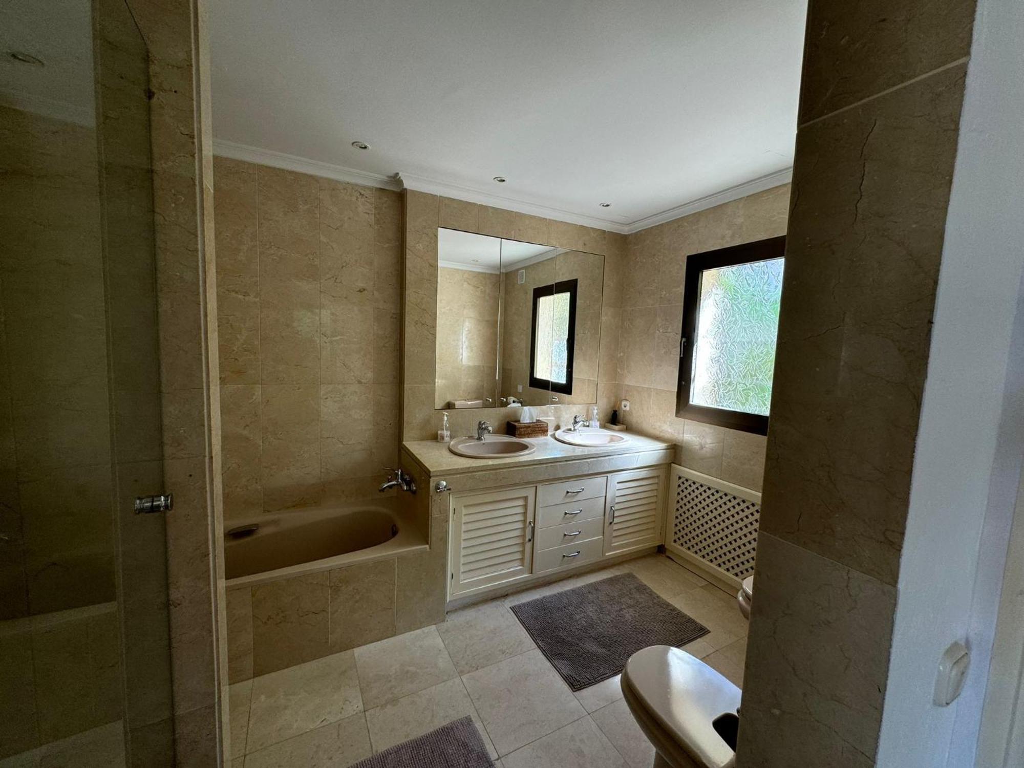 Grand Villa! With Golf & Sea View!! * Marbella