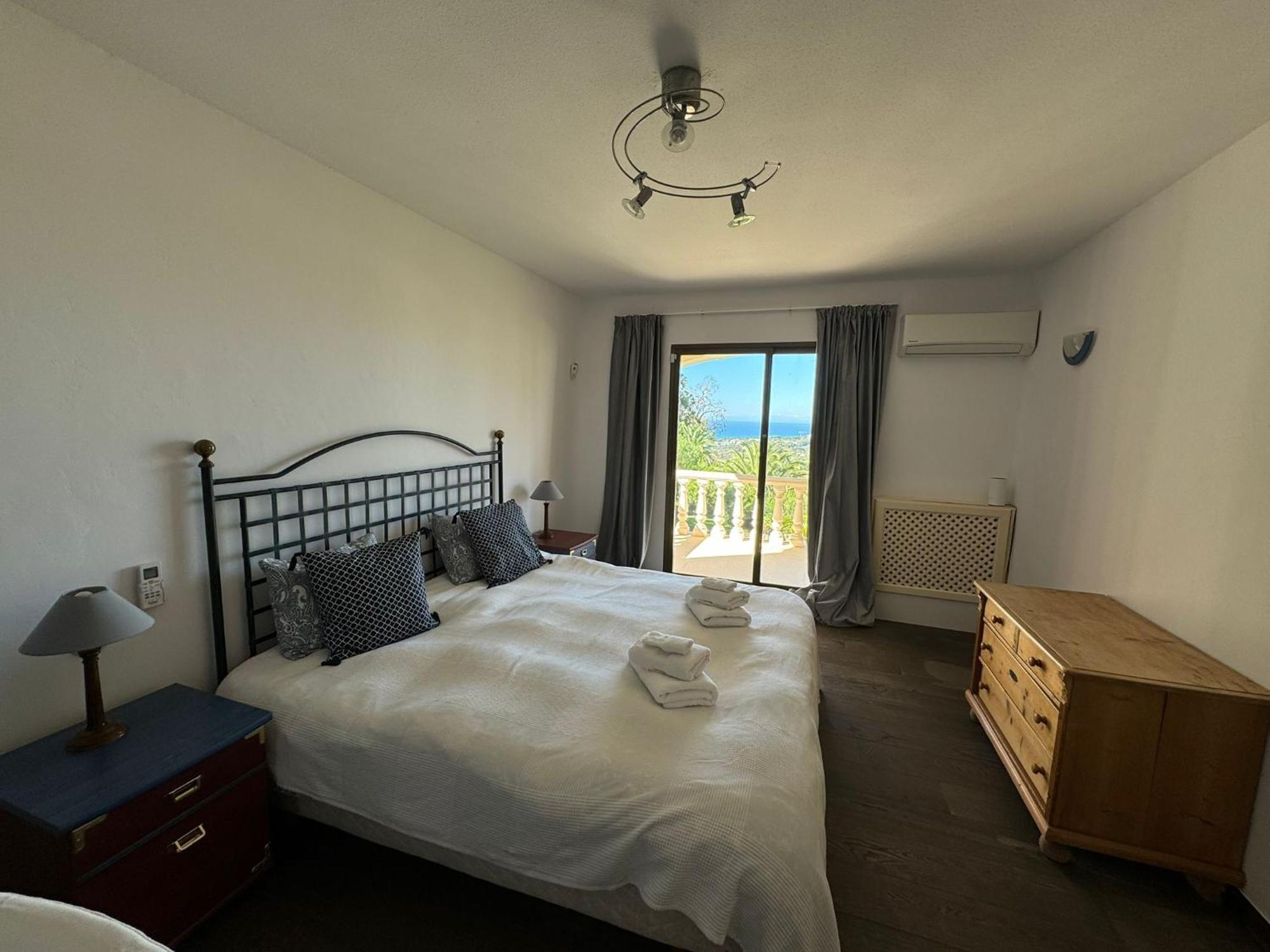 Grand Villa! With Golf & Sea View!!