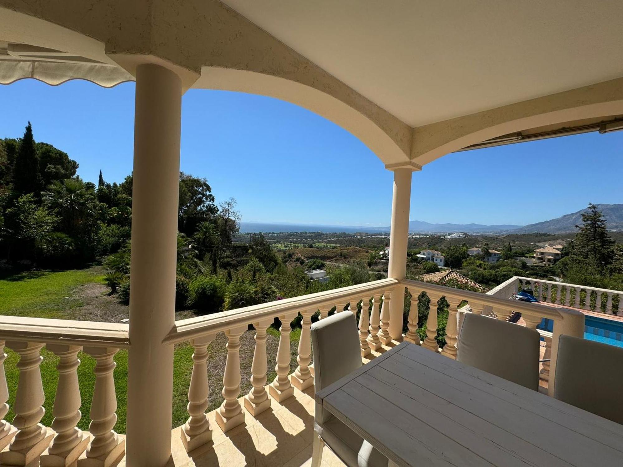 Villa Grand Villa! With Golf & Sea View!!