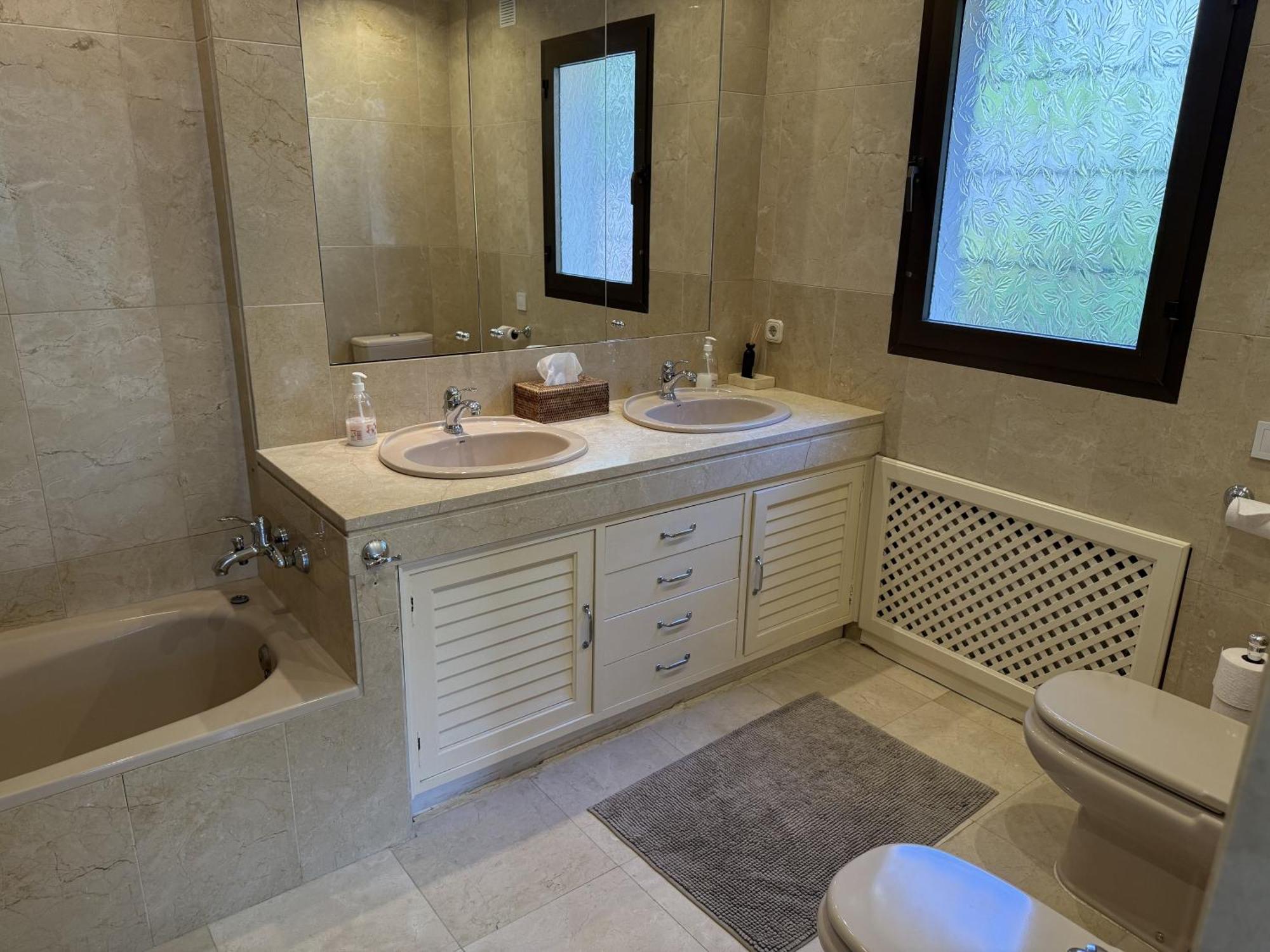 Villa Grand Villa! With Golf & Sea View!!