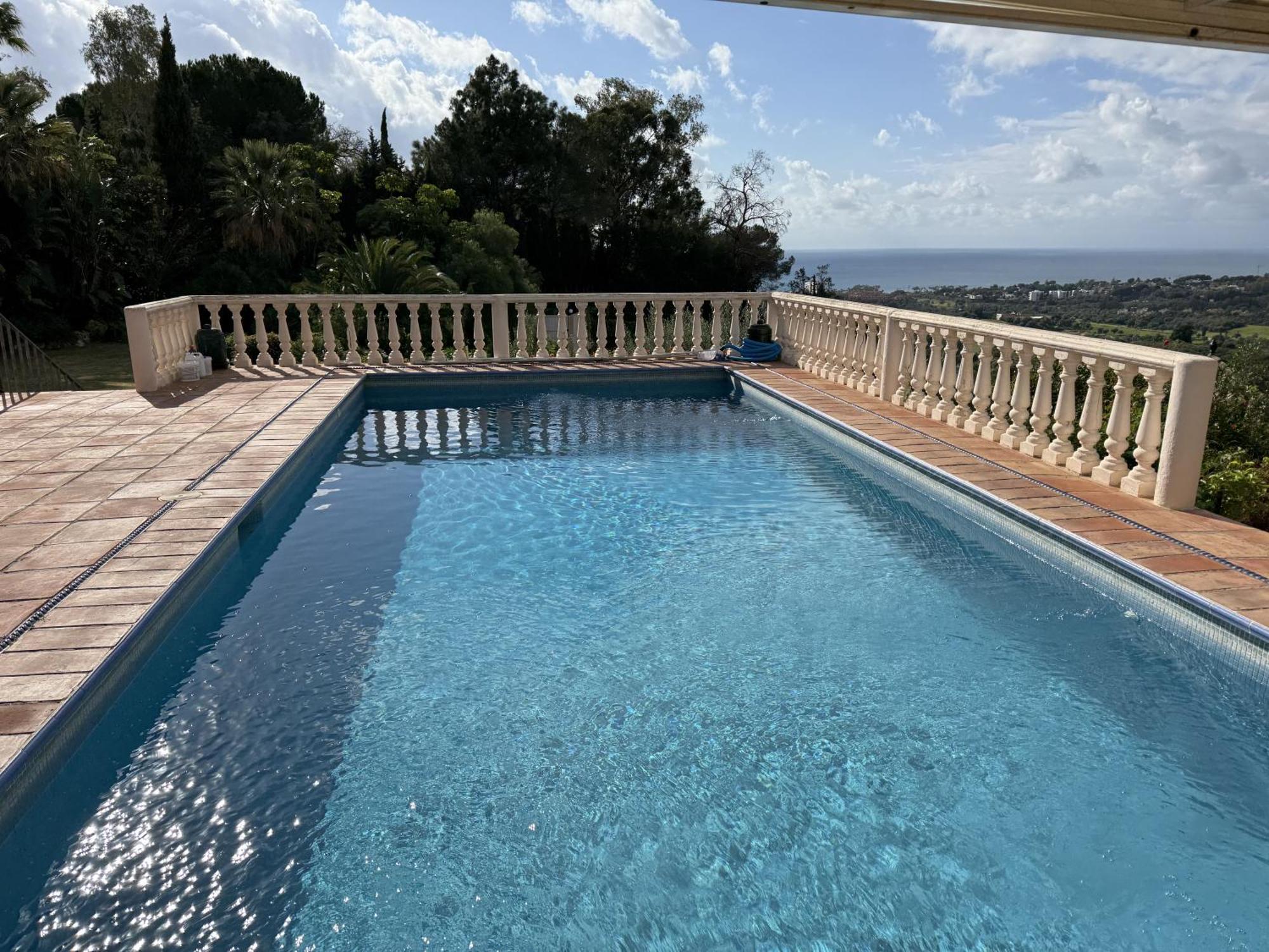 Villa Grand Villa! With Golf & Sea View!! Marbella