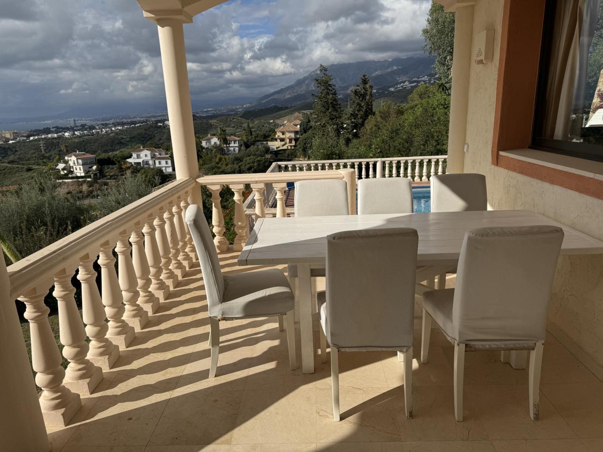 Villa Grand Villa! With Golf & Sea View!! Marbella