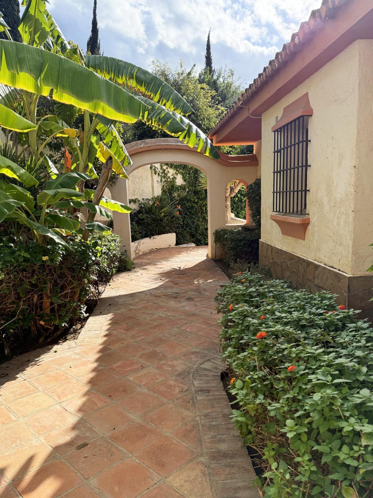Grand Villa! With Golf & Sea View!! Villa